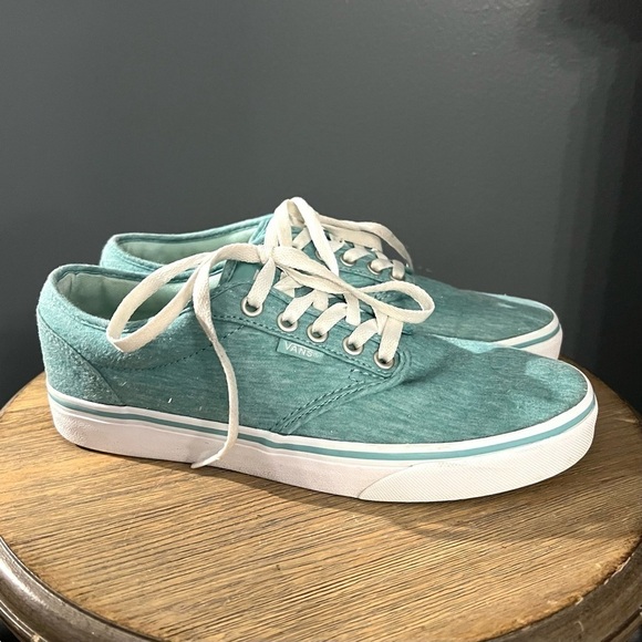 Vans Lace Up Sneakers - Picture 4 of 7